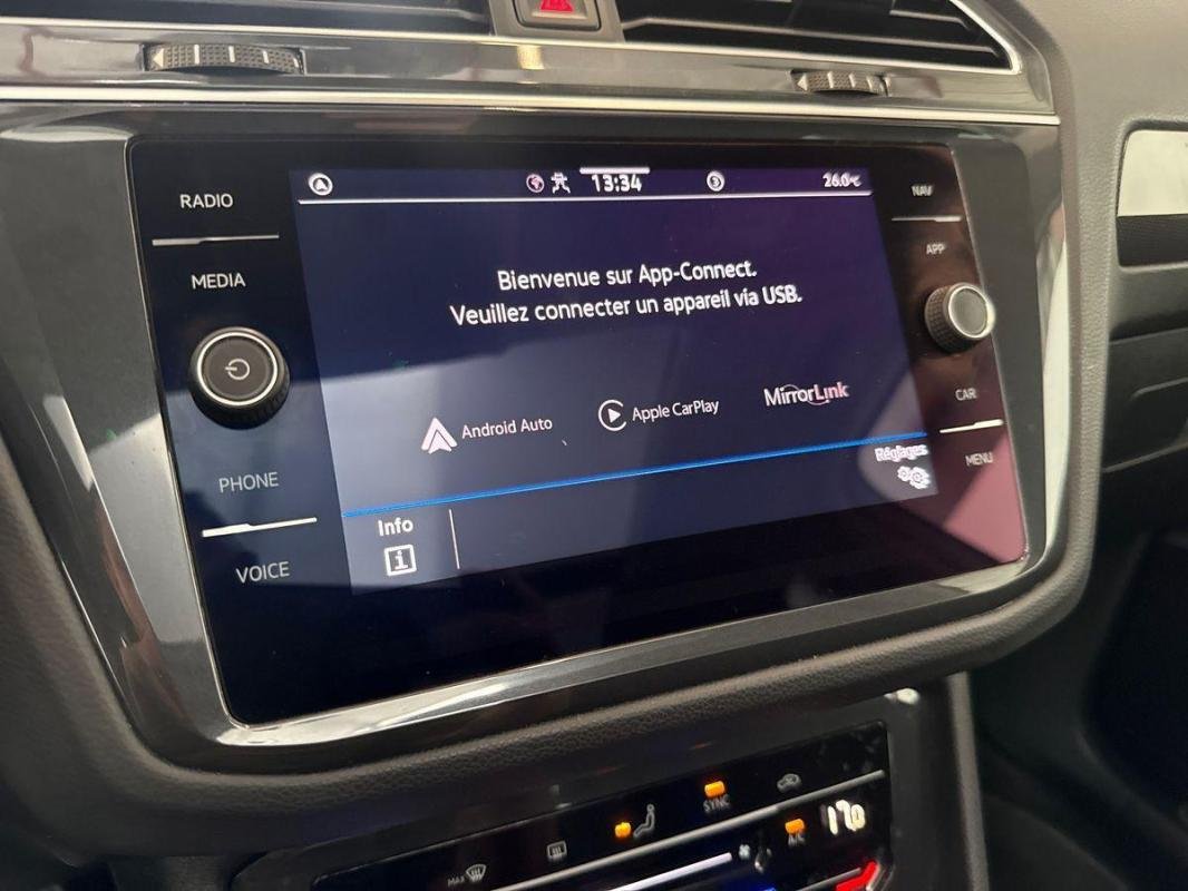 Volkswagen Tiguan - Photo 17