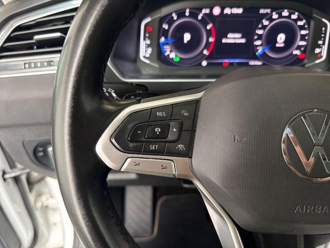 Volkswagen Tiguan - Photo 21