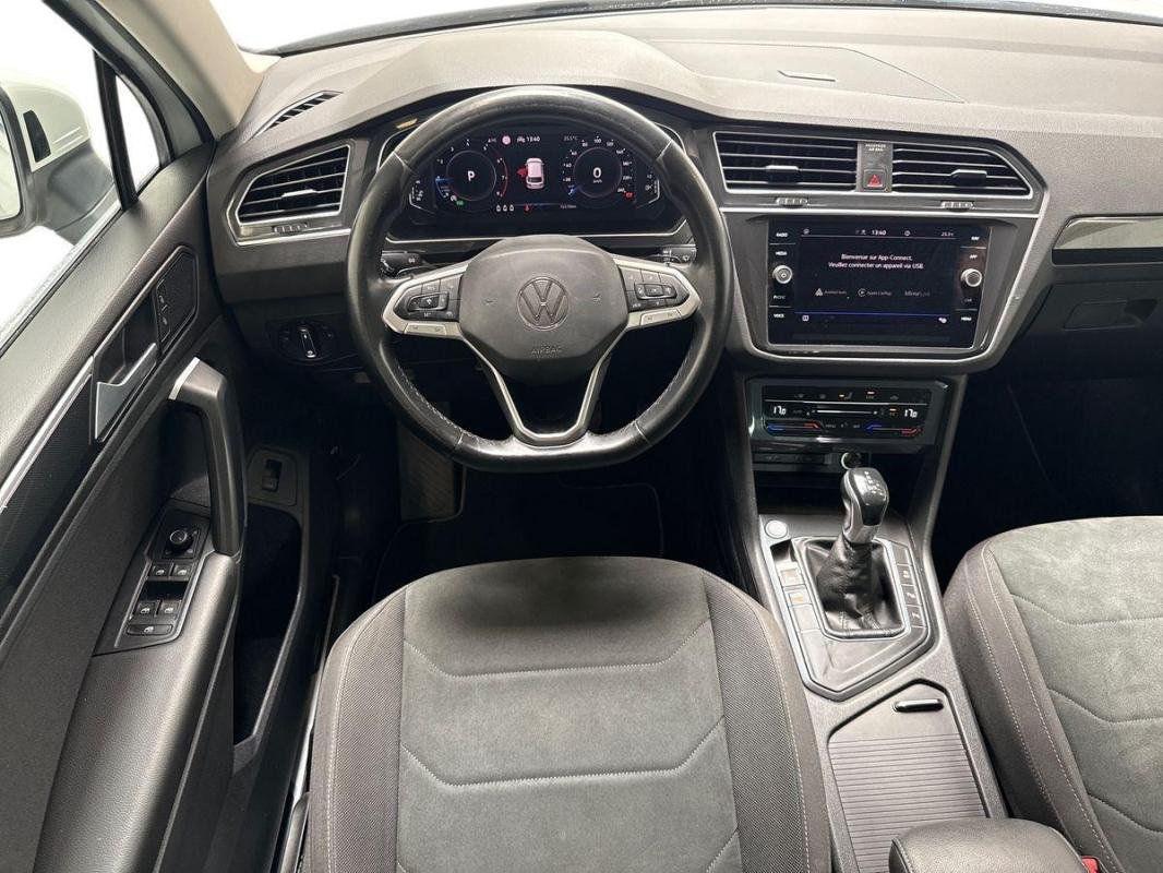 Volkswagen Tiguan - Photo 24