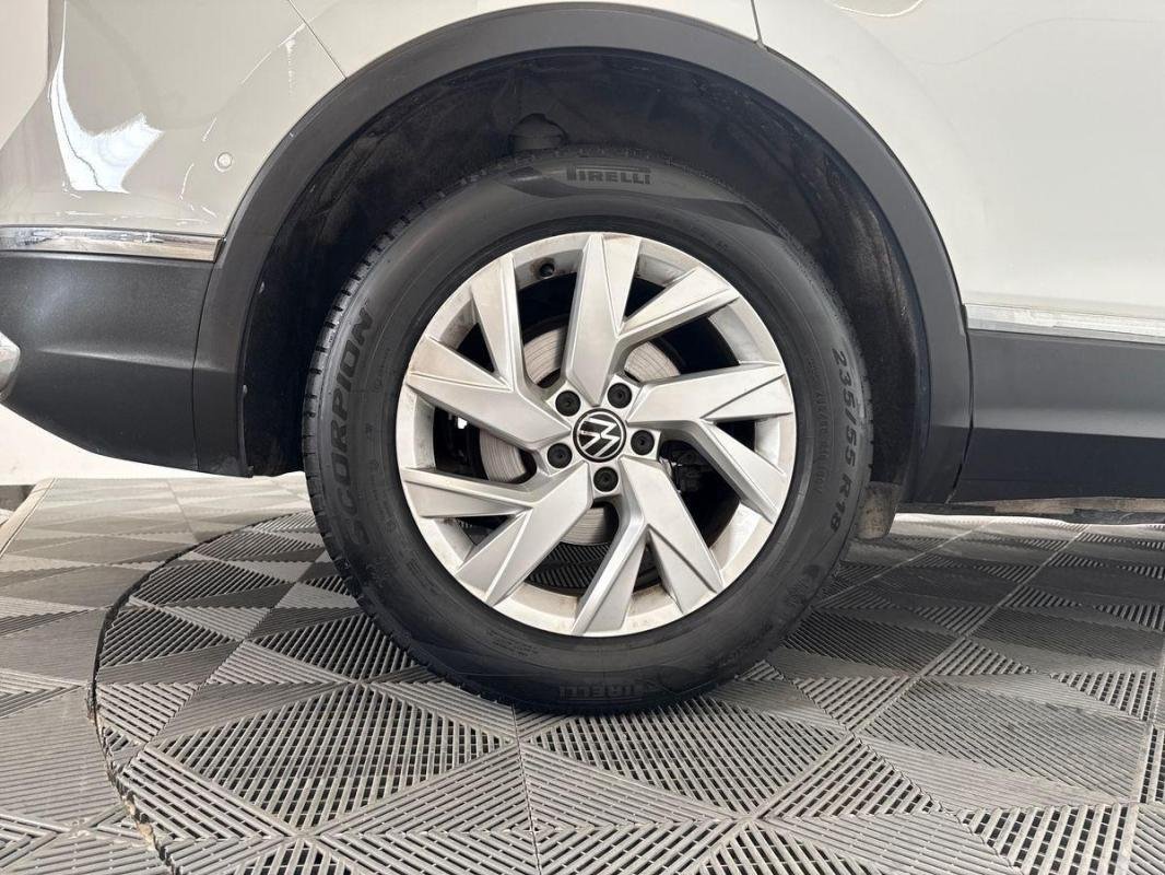 Volkswagen Tiguan - Photo 28