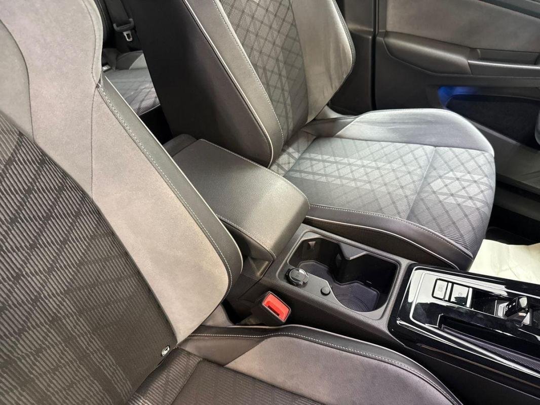 Volkswagen Golf - Photo 12