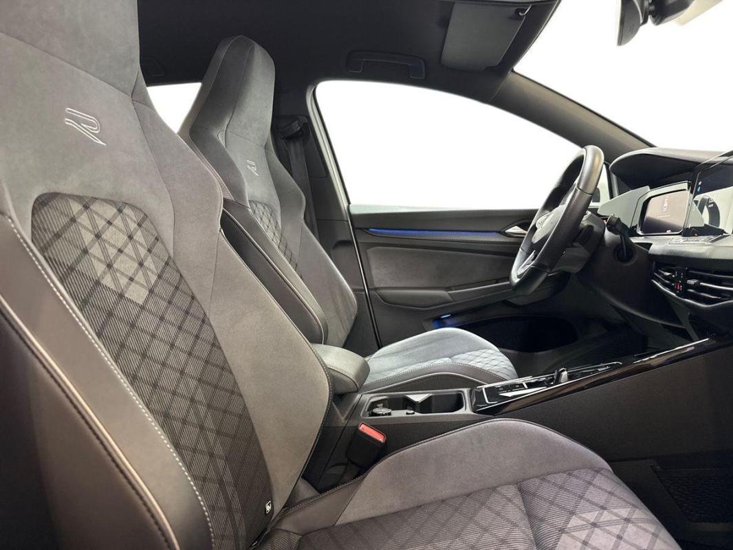 Volkswagen Golf - Photo 13