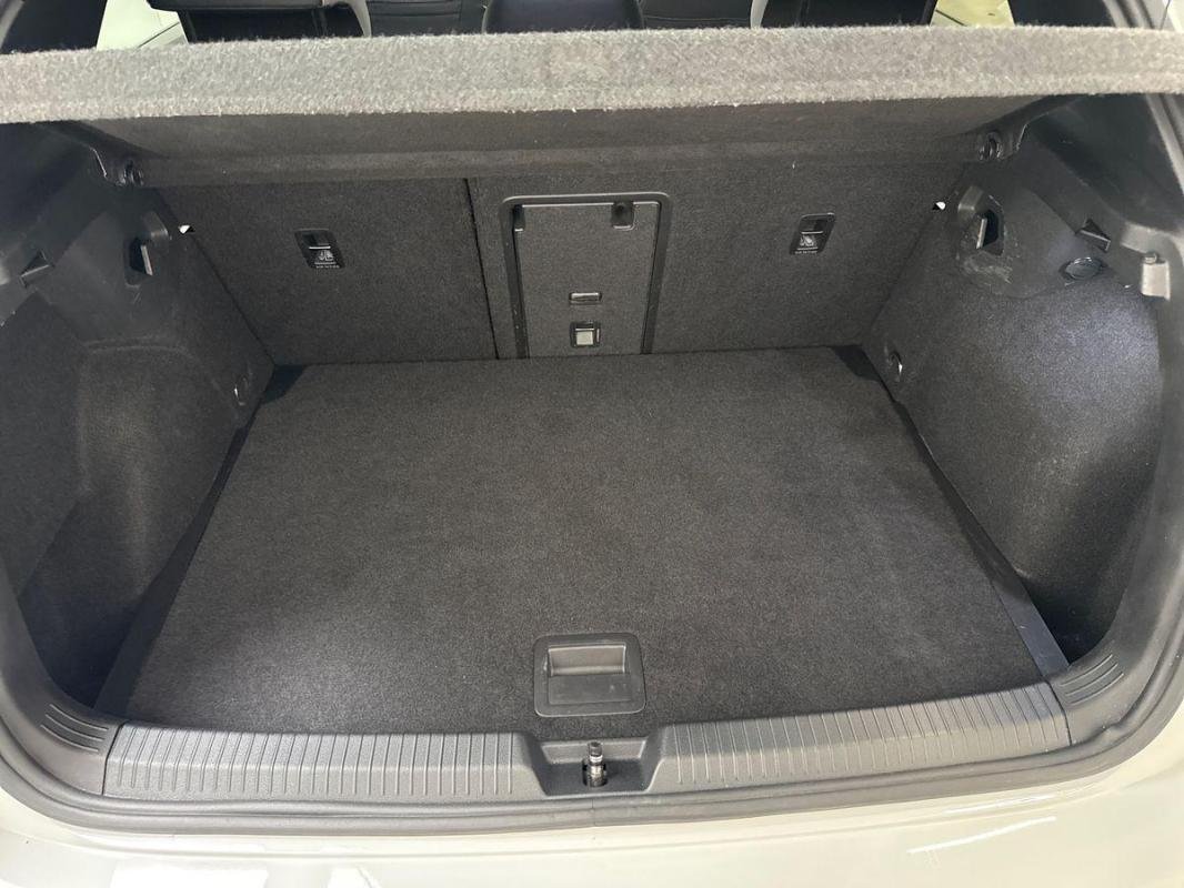 Volkswagen Golf - Photo 31