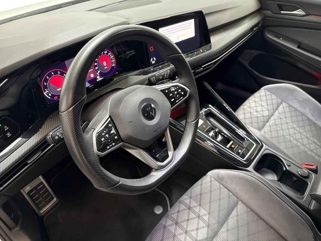 Volkswagen Golf - Photo 9