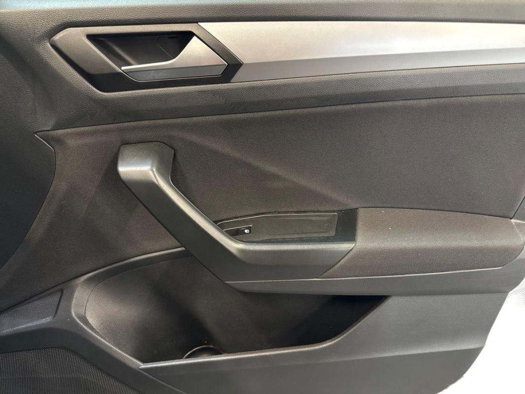 Volkswagen T-Roc - Photo 15