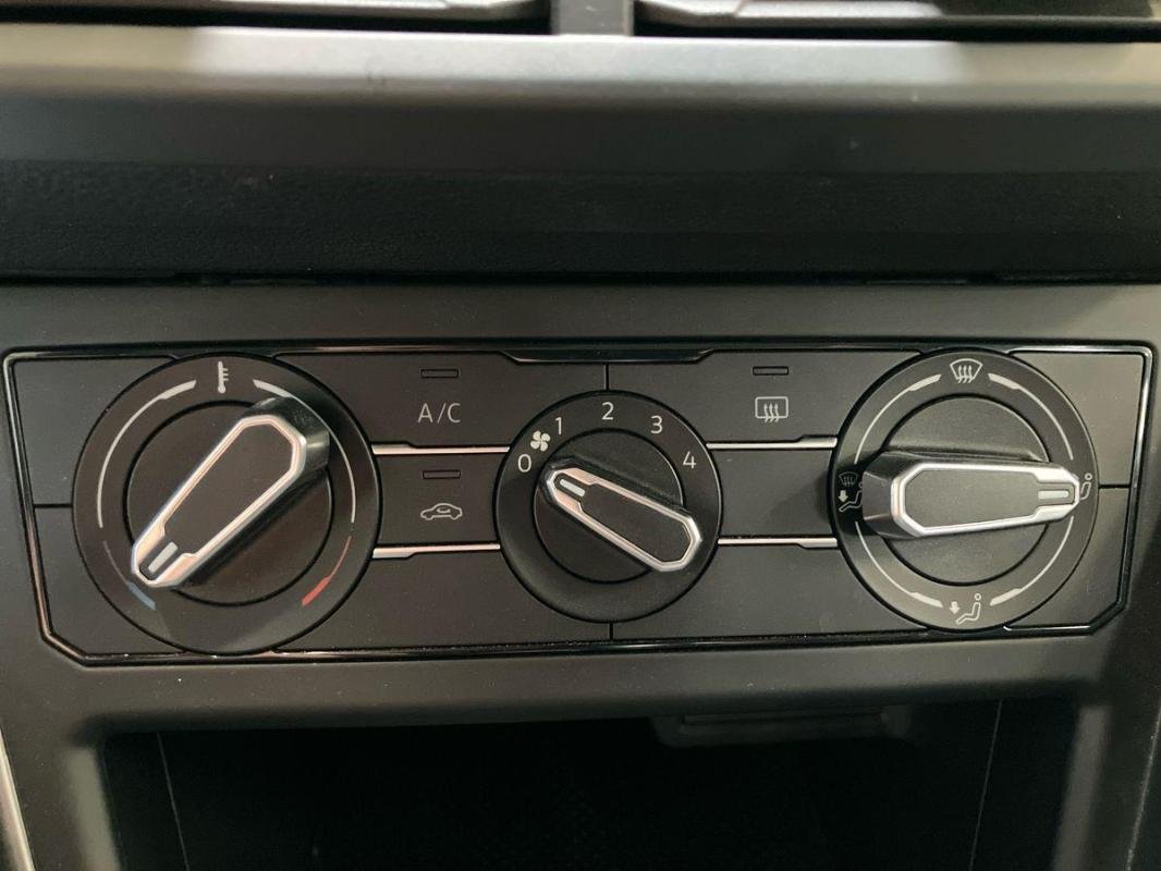 Volkswagen Polo - Photo 19