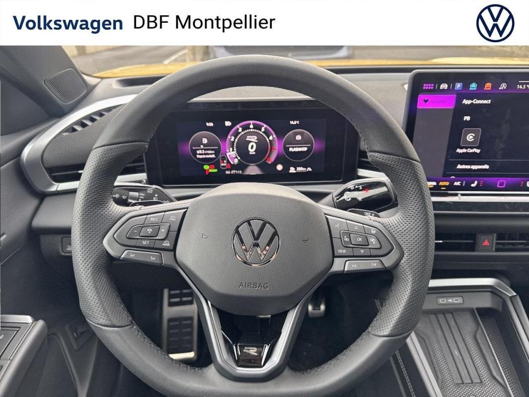 Volkswagen T-Roc - Photo 13
