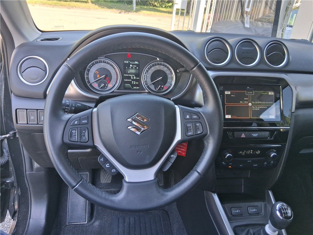 Suzuki Vitara - Photo 6