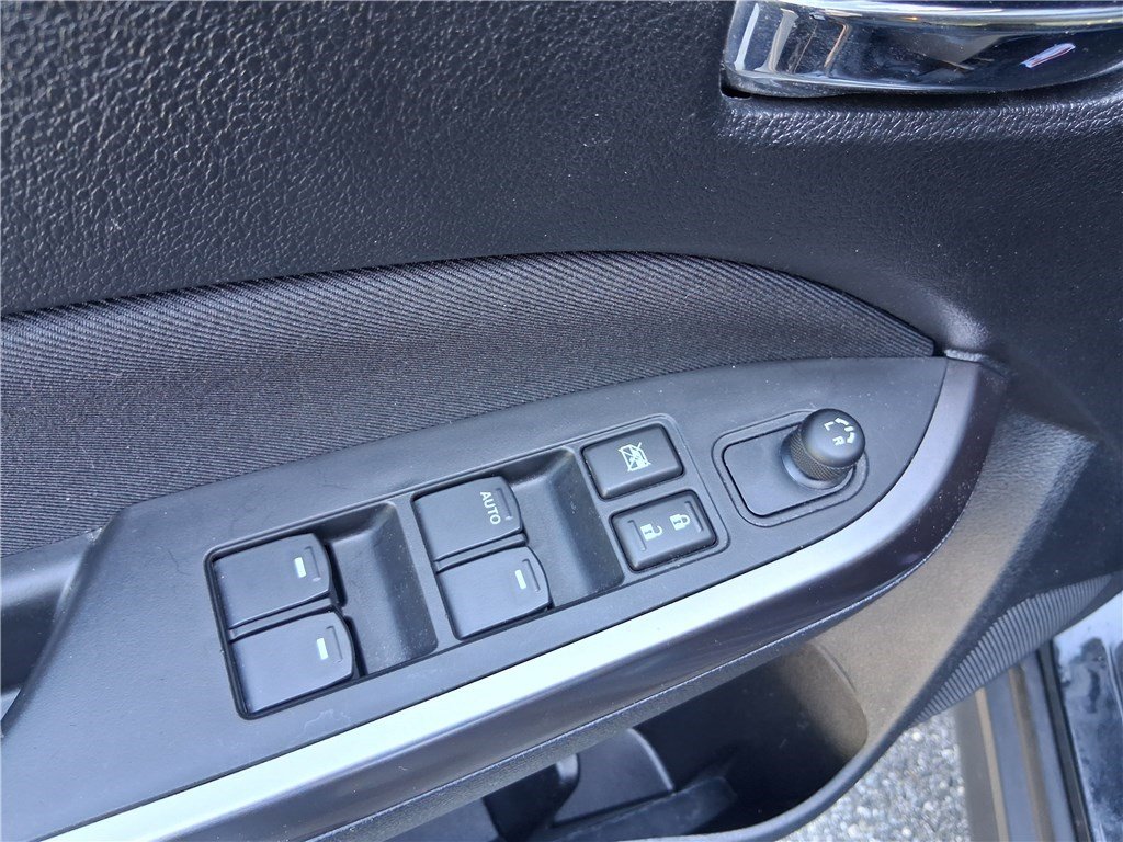 Suzuki Vitara - Photo 9