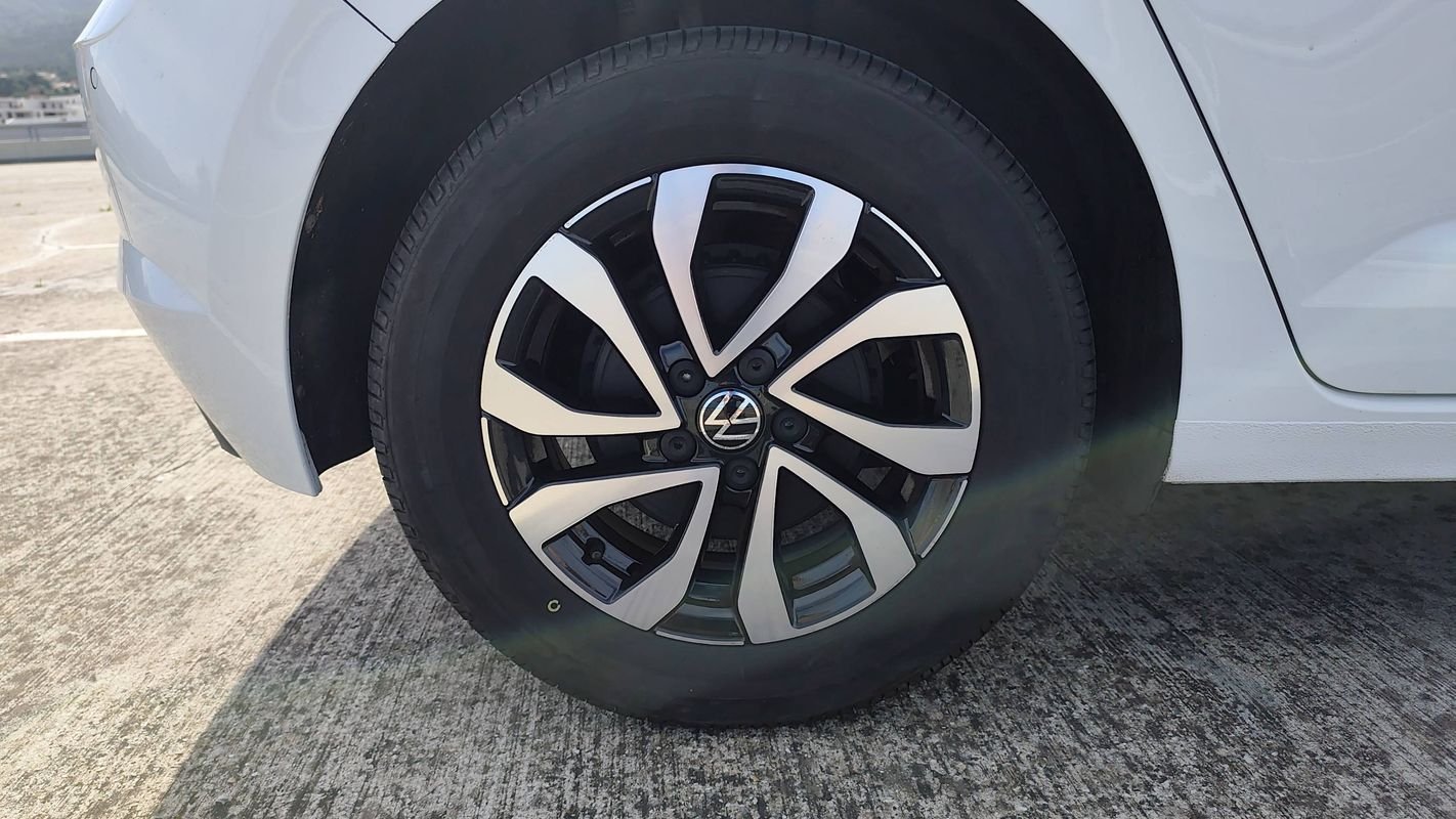 Volkswagen Polo - Photo 16