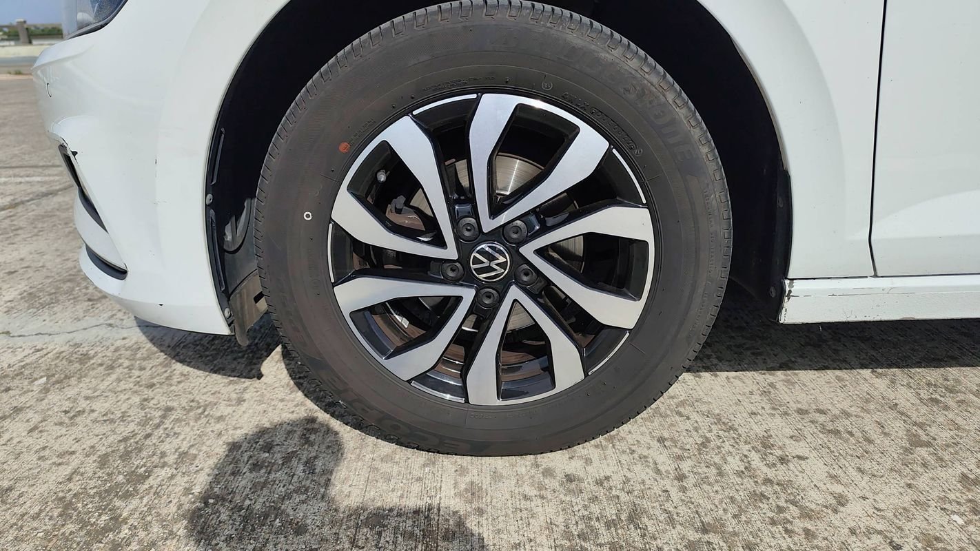 Volkswagen Polo - Photo 18
