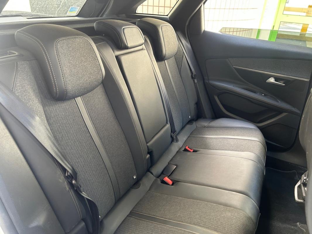 Peugeot 3008 - Photo 17