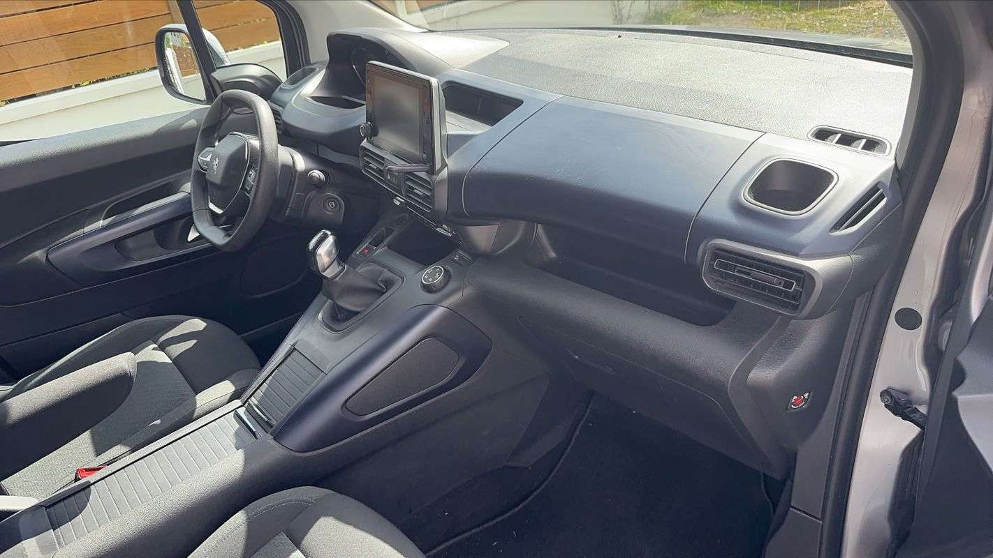 Peugeot Rifter - Photo 10