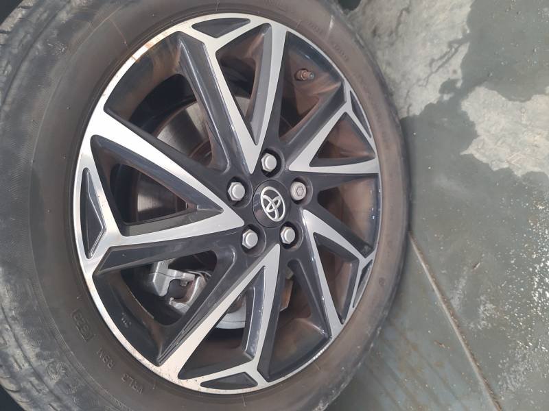 Toyota Yaris - Photo 9