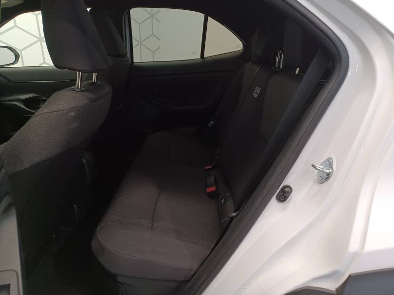 Toyota Yaris - Photo 13