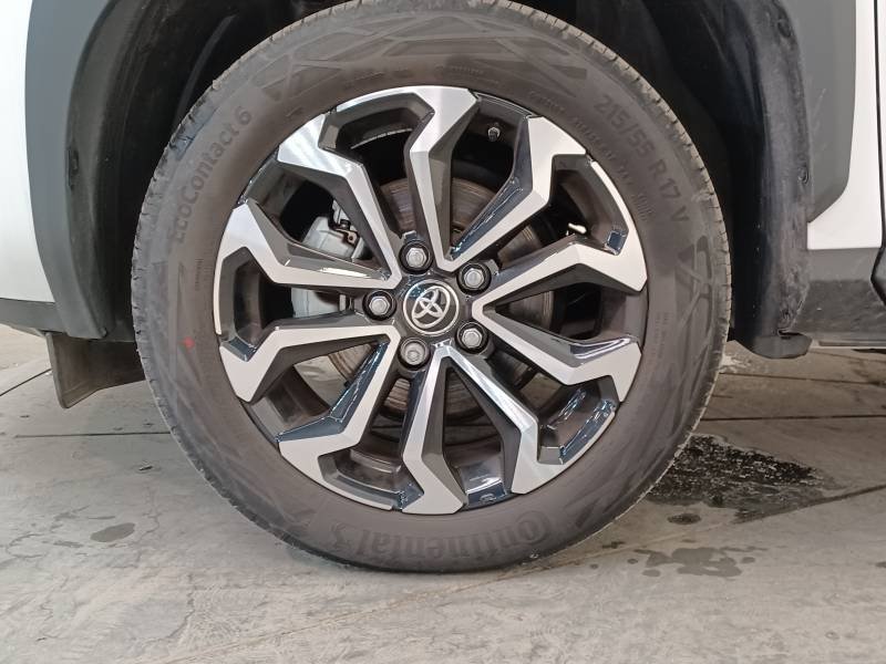 Toyota Yaris - Photo 9