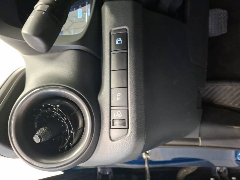 Toyota C-HR - Photo 21