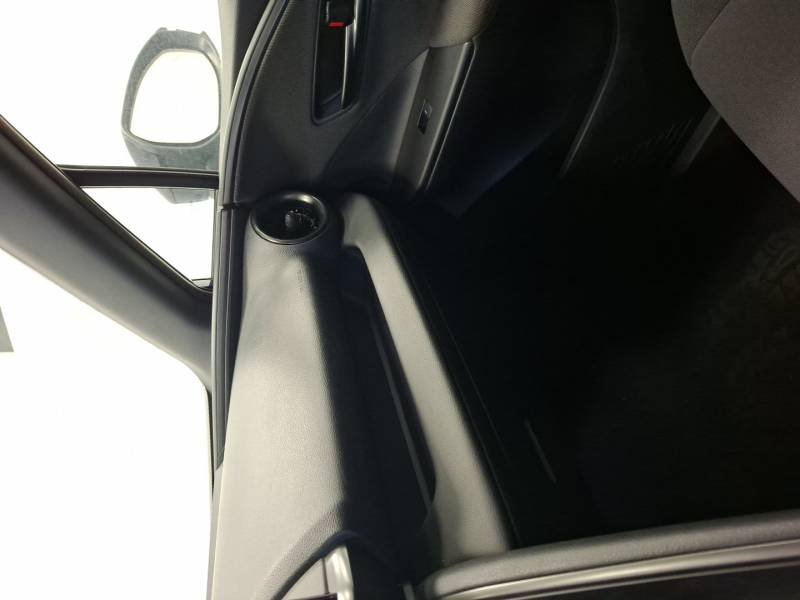 Toyota C-HR - Photo 25