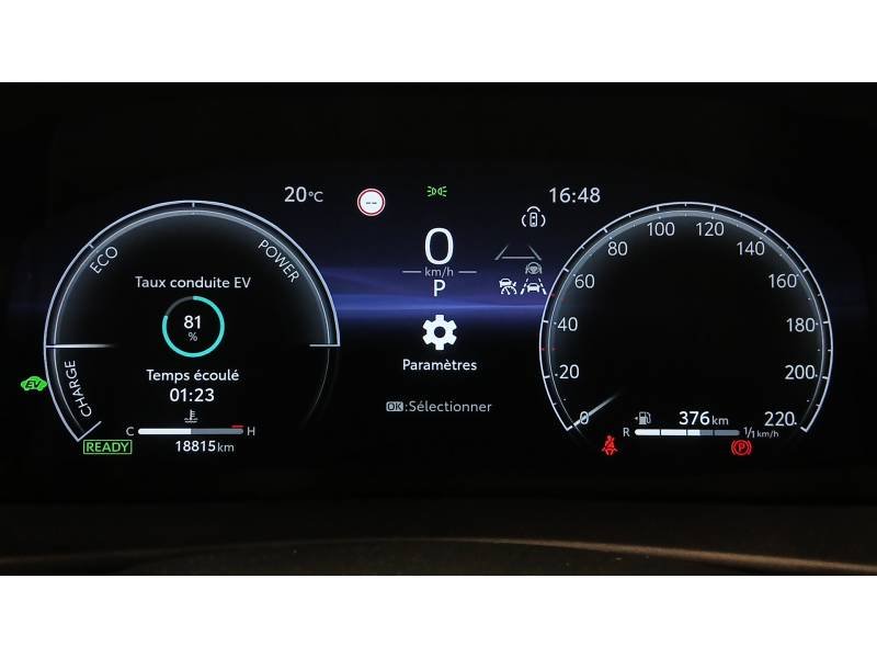 Toyota C-HR - Photo 23