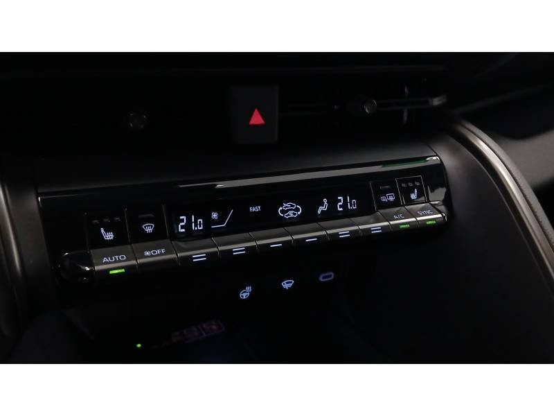 Toyota C-HR - Photo 27