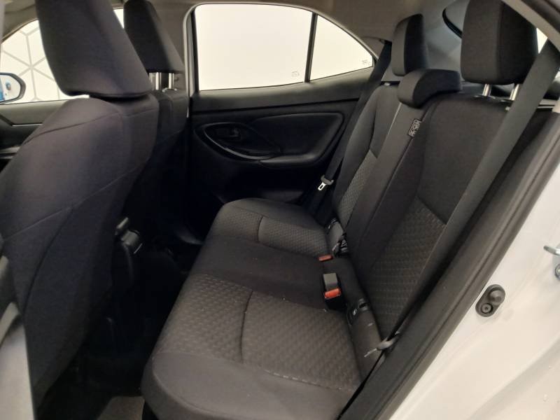 Toyota Yaris - Photo 13