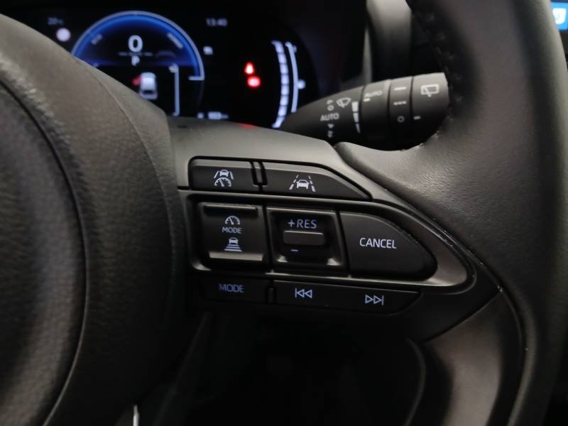 Toyota Yaris - Photo 18