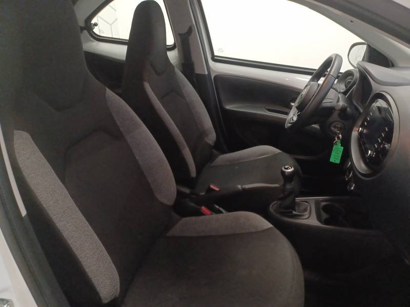 Toyota aygo x - Photo 12