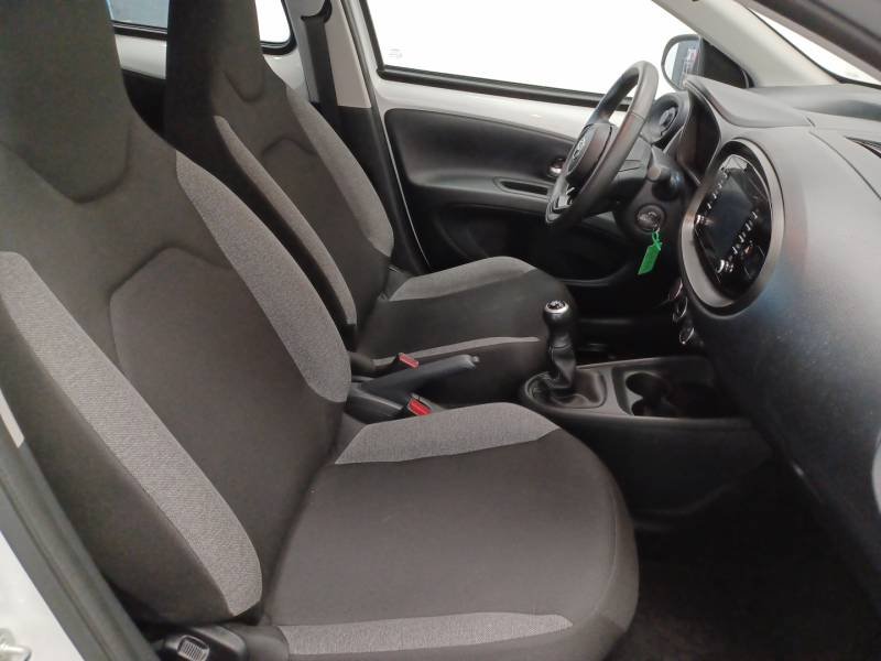 Toyota aygo x - Photo 12