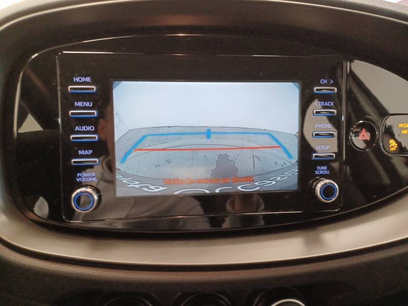 Toyota aygo x - Photo 22