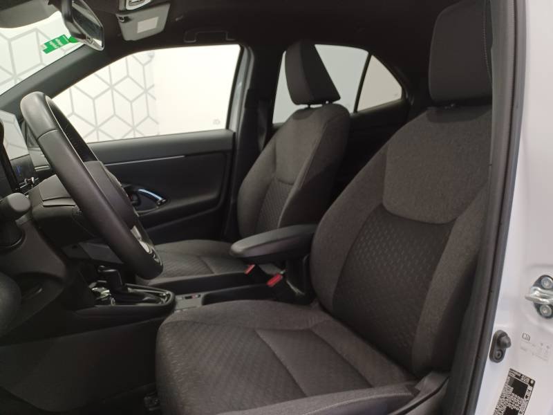 Toyota Yaris - Photo 16