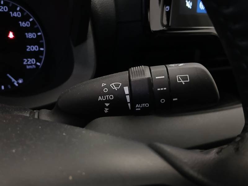 Toyota Yaris - Photo 19