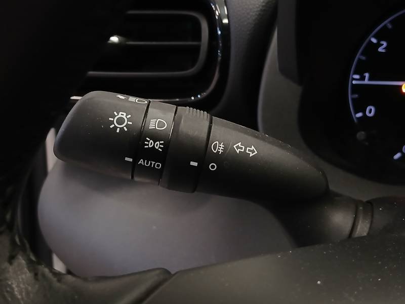 Toyota Yaris - Photo 20