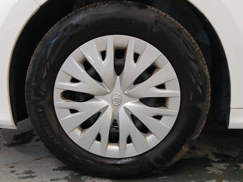 Toyota Yaris - Photo 9
