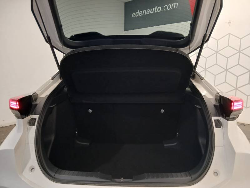 Toyota C-HR - Photo 14