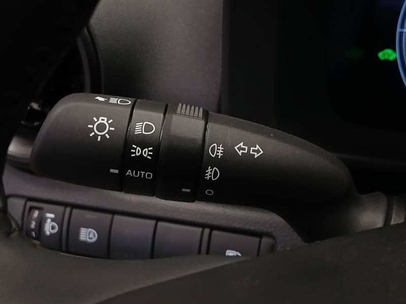 Toyota C-HR - Photo 21