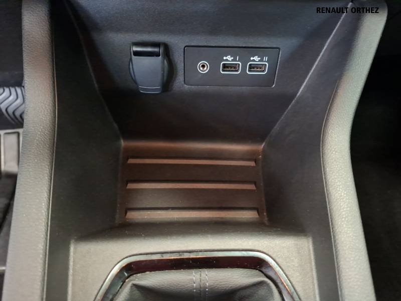Renault Clio - Photo 23