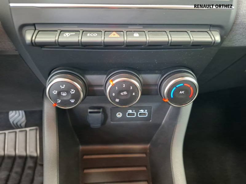 Renault Clio - Photo 25
