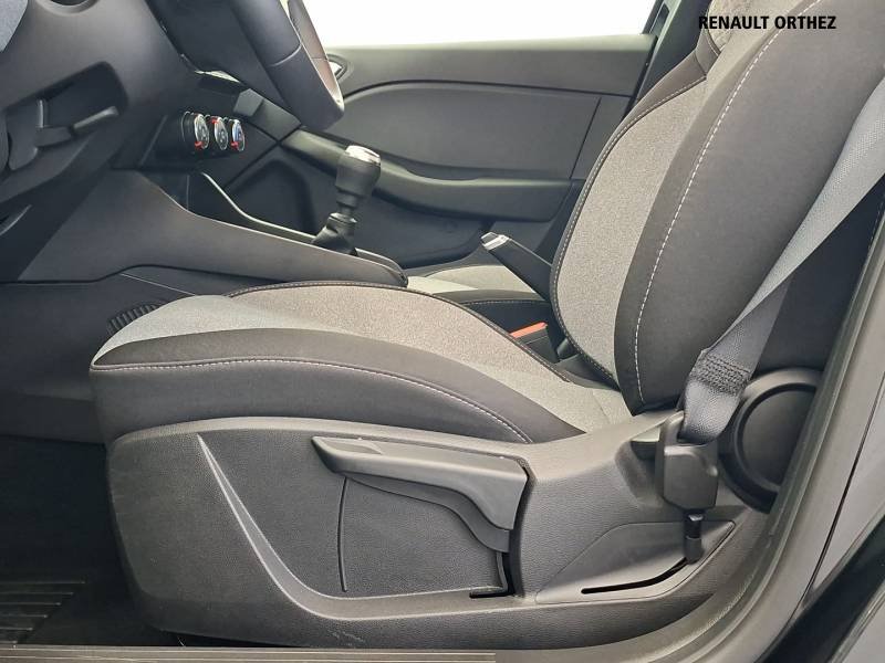 Renault Clio - Photo 27