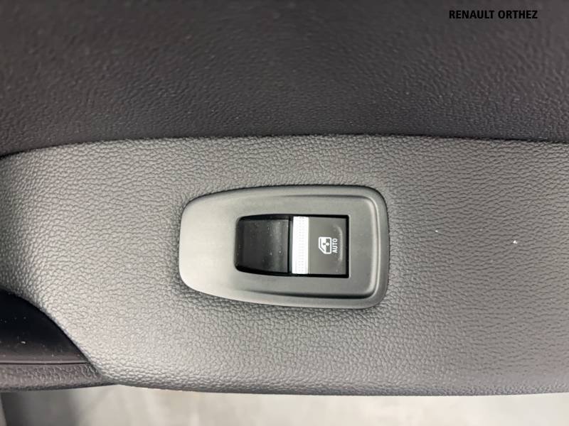 Renault Captur - Photo 13