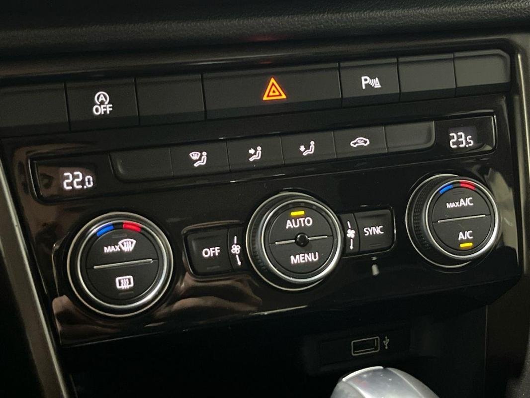 Volkswagen T-Roc - Photo 19