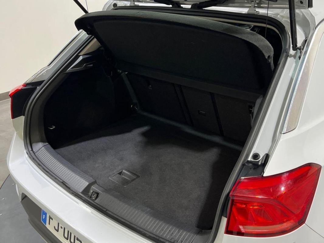 Volkswagen T-Roc - Photo 32
