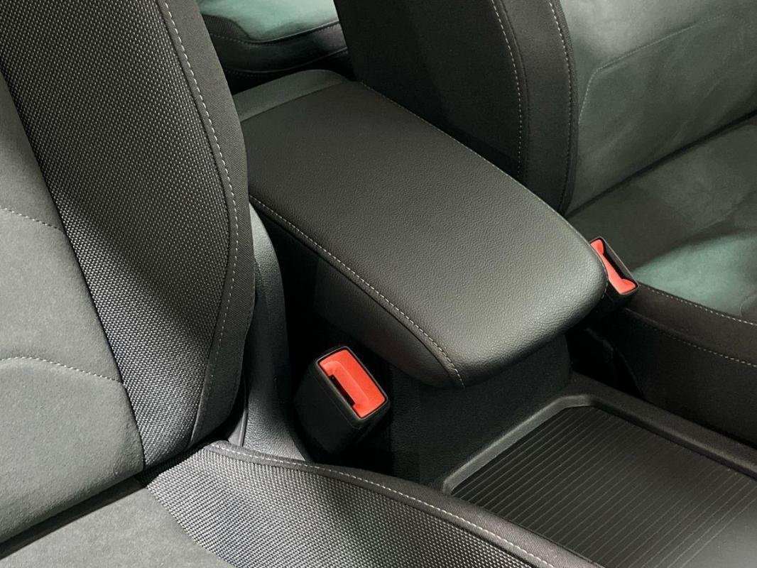 Volkswagen Tiguan - Photo 12