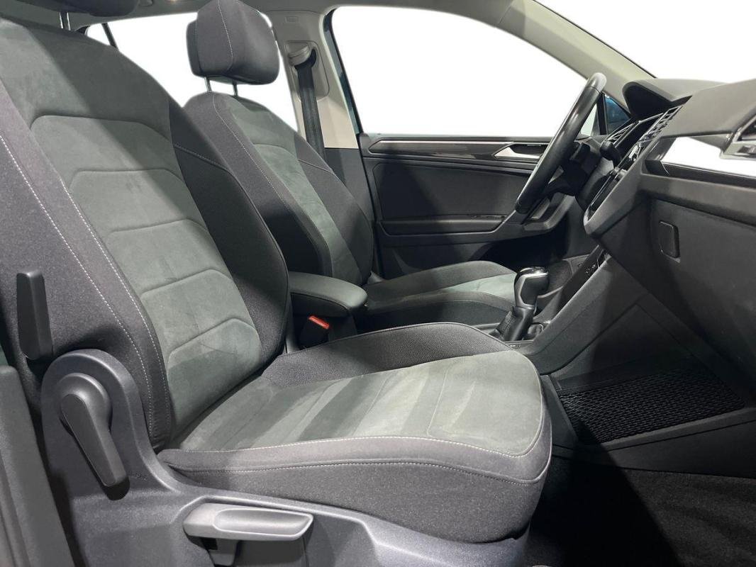 Volkswagen Tiguan - Photo 13