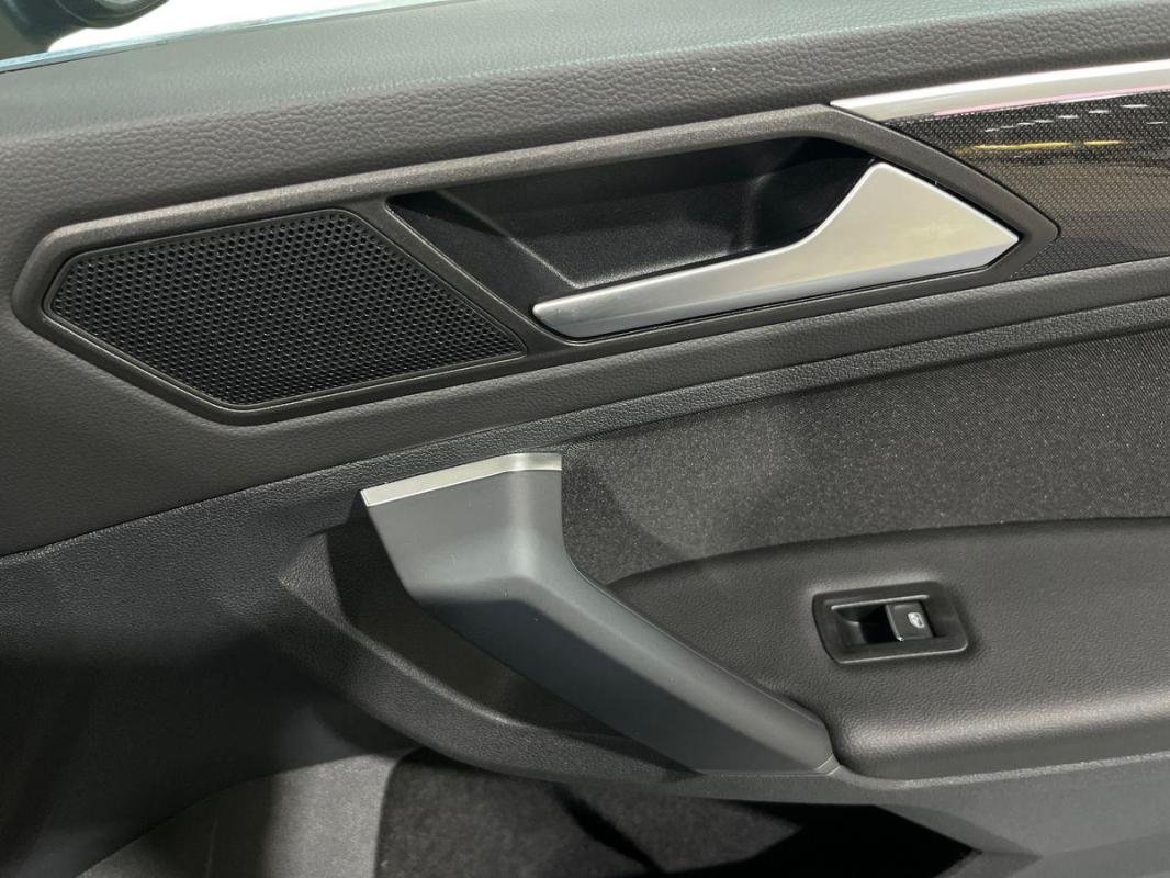 Volkswagen Tiguan - Photo 15