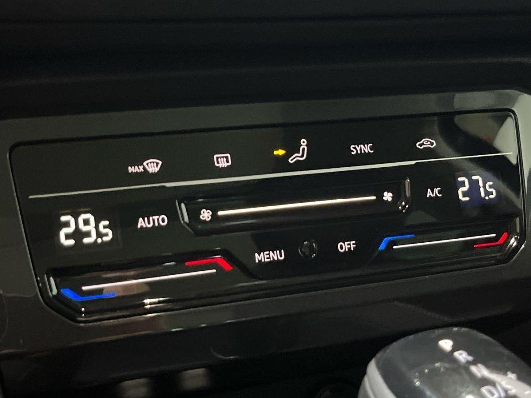 Volkswagen Tiguan - Photo 19