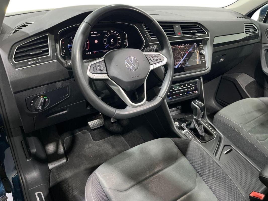 Volkswagen Tiguan - Photo 9