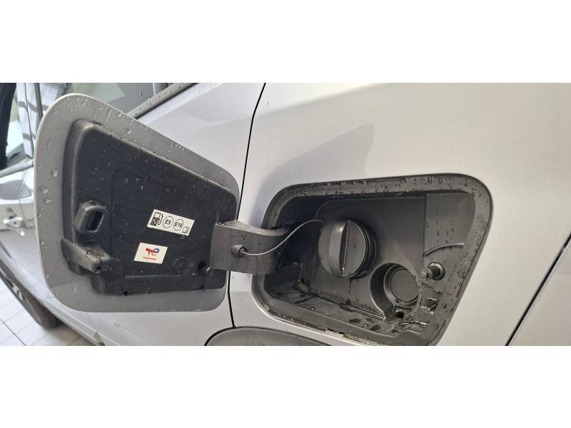 Peugeot 2008 - Photo 18