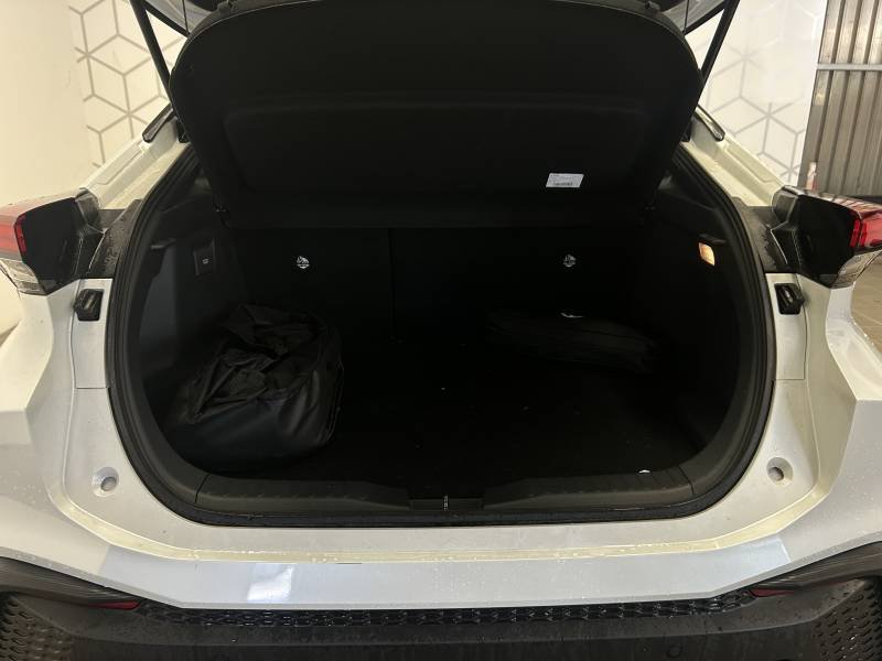 Toyota C-HR - Photo 11