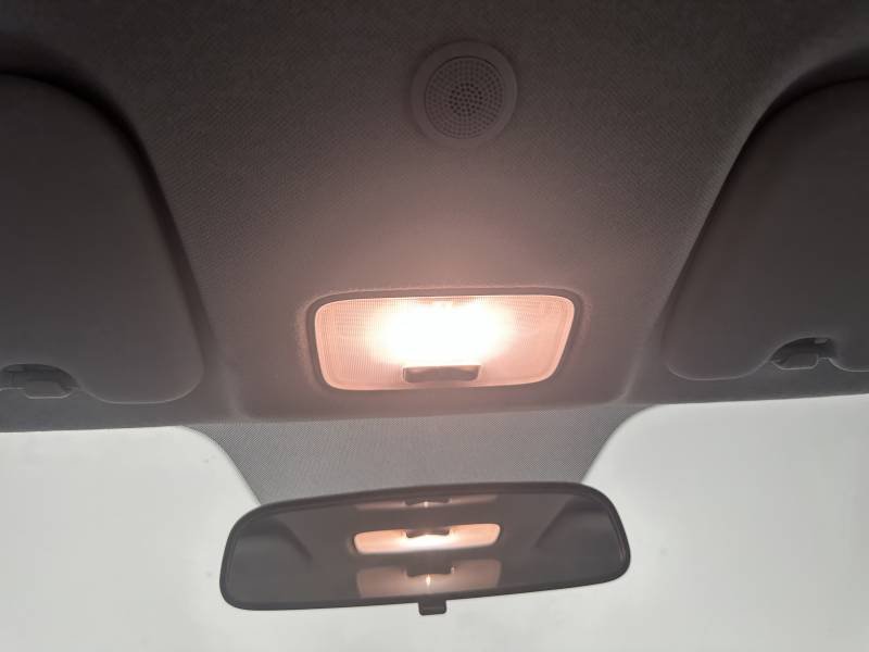 Kia Picanto - Photo 30