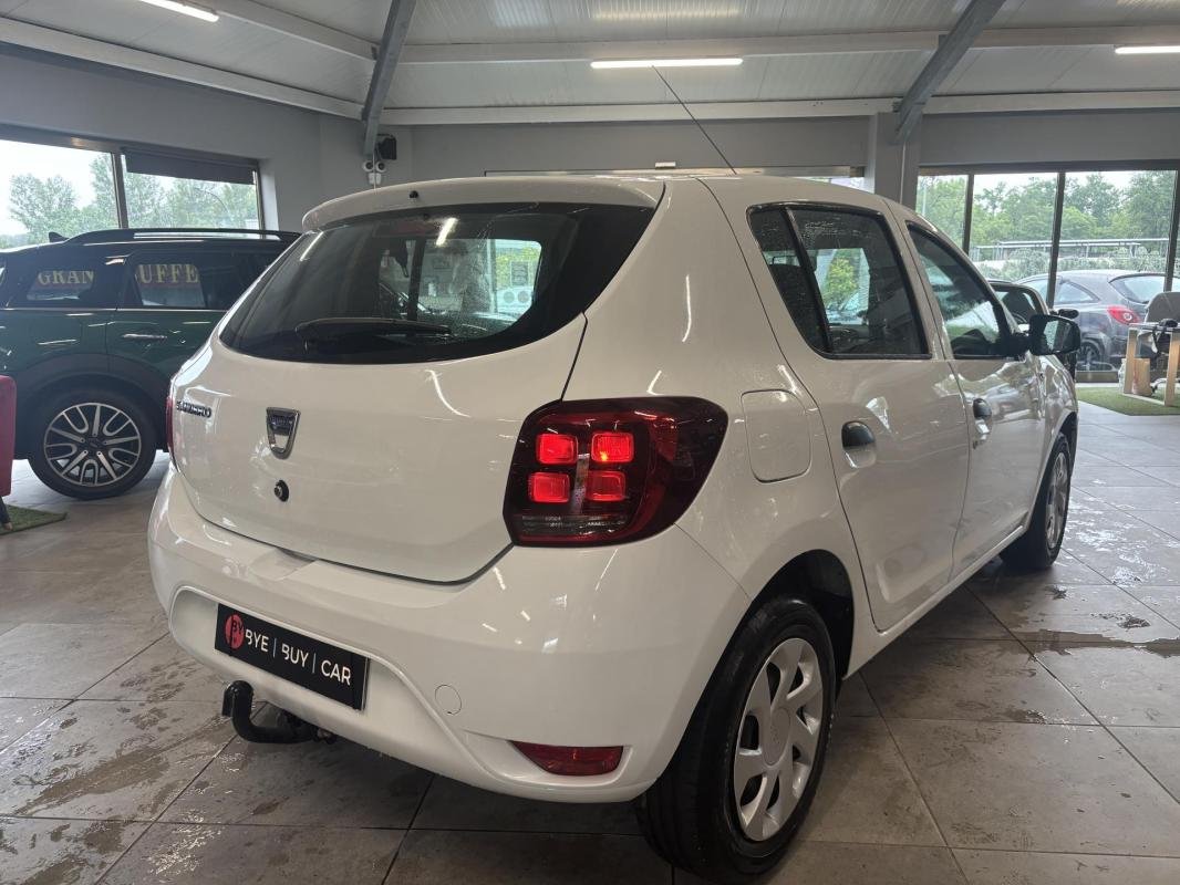 Dacia Sandero - Photo 25